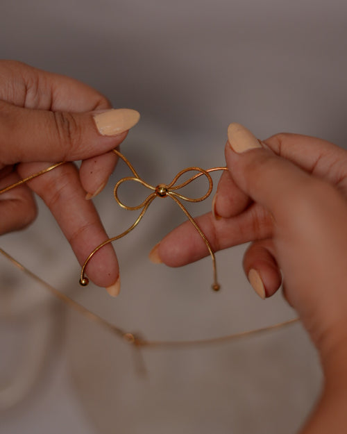 Bow Pendant