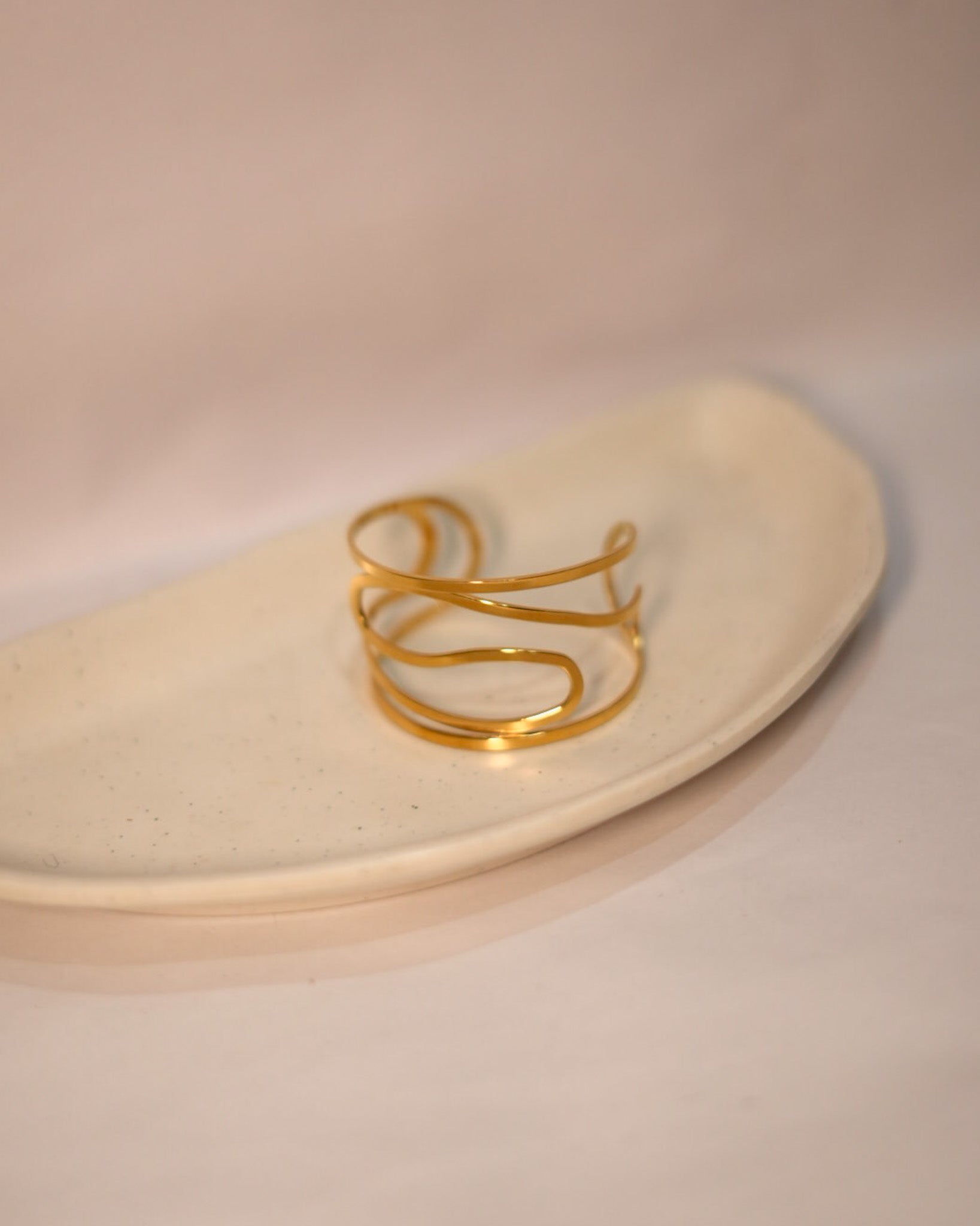 Halo Hand Cuff